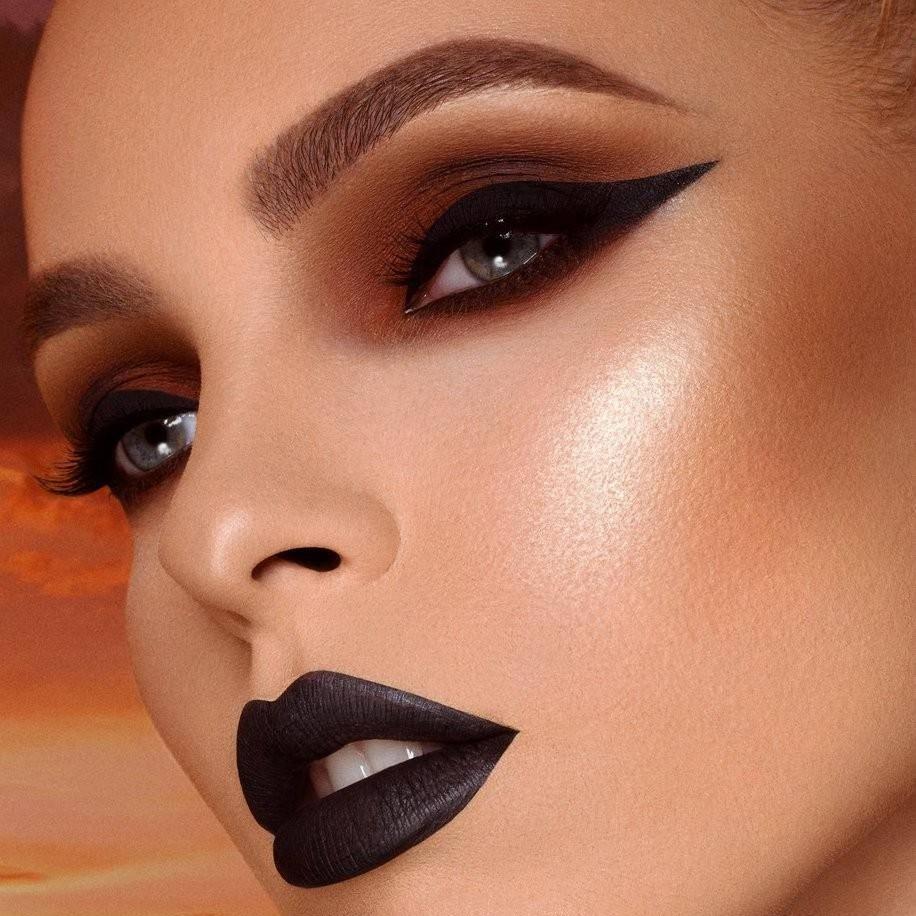 The Royalty II Loose Highlighter - Image 6